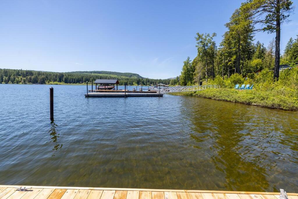 Kelly'S Sunset Lake Retreat Shawnigan Lake Eksteriør bilde